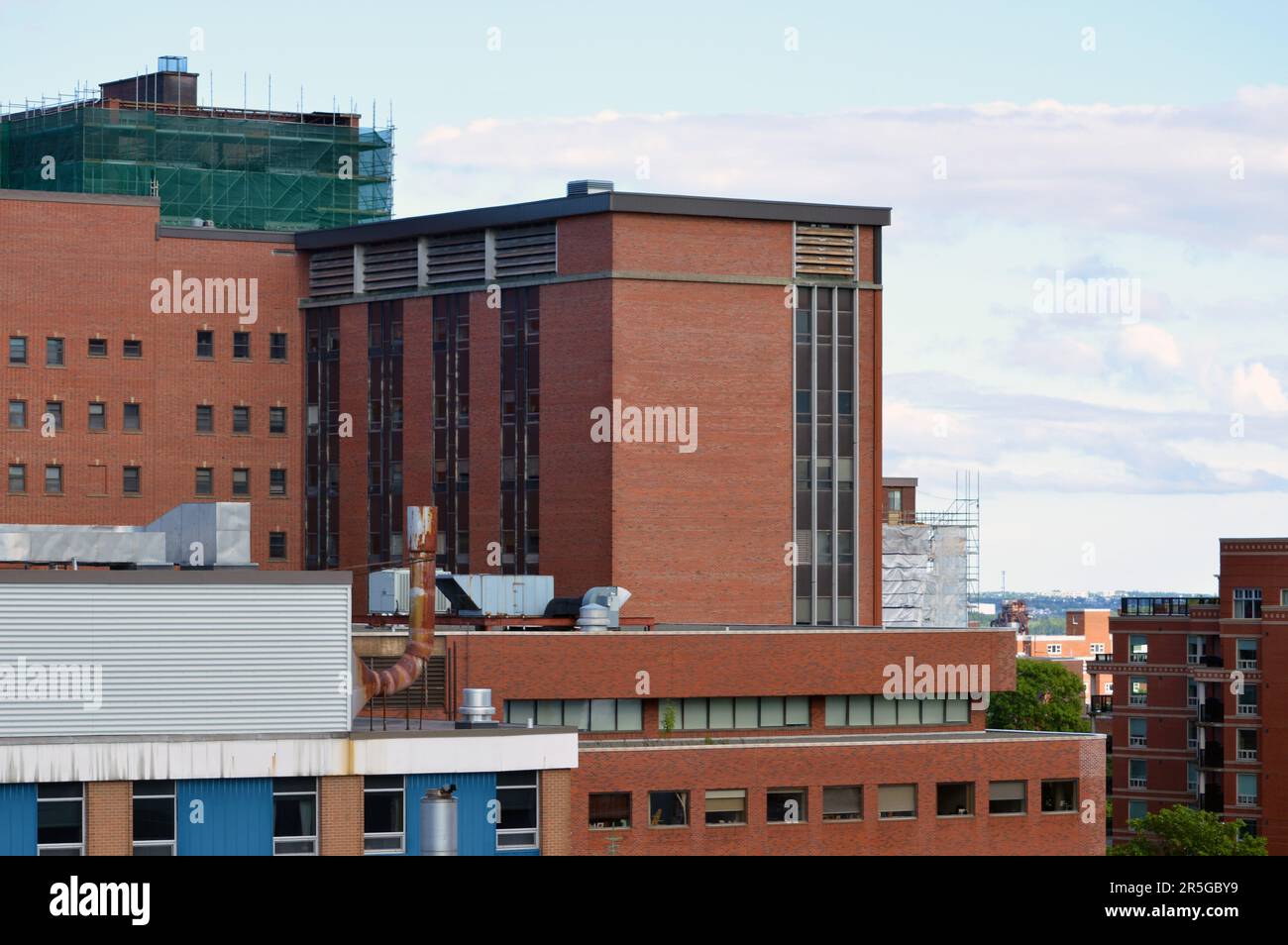 Centennial Building am VG Site (Victoria General Hospital) des QEII Health Sciences Centre in Halifax, Nova Scotia, Kanada Stockfoto