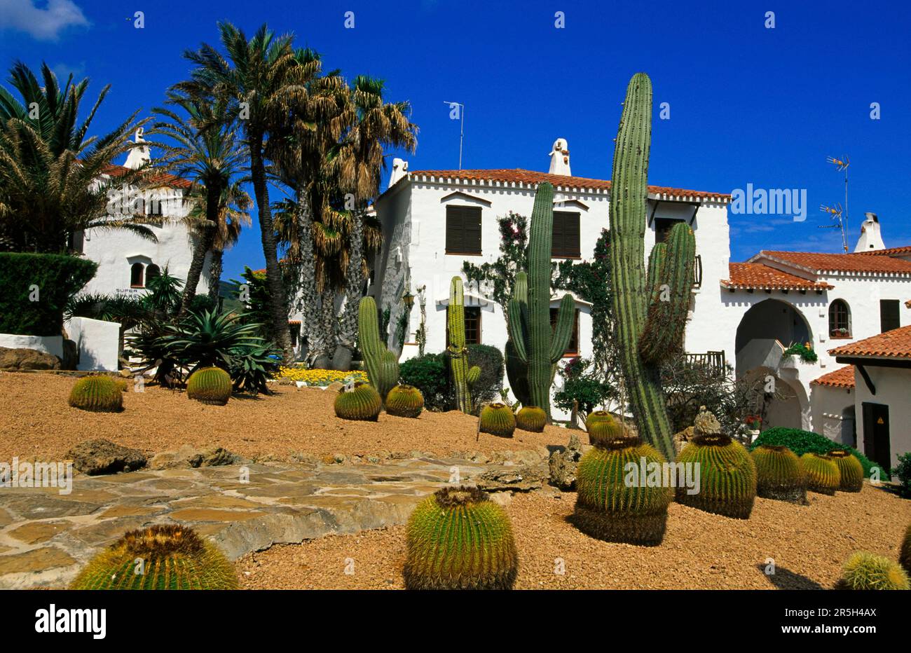 Ferienwohnungen in Platges de Fornells, Menorca, Balearen, Spanien Stockfoto