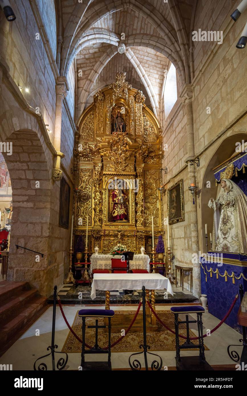 Calvario Chapel und Nuestra Senora del Mayor dolor in der Kirche San Lorenzo - Cordoba, Andalusien, Spanien Stockfoto