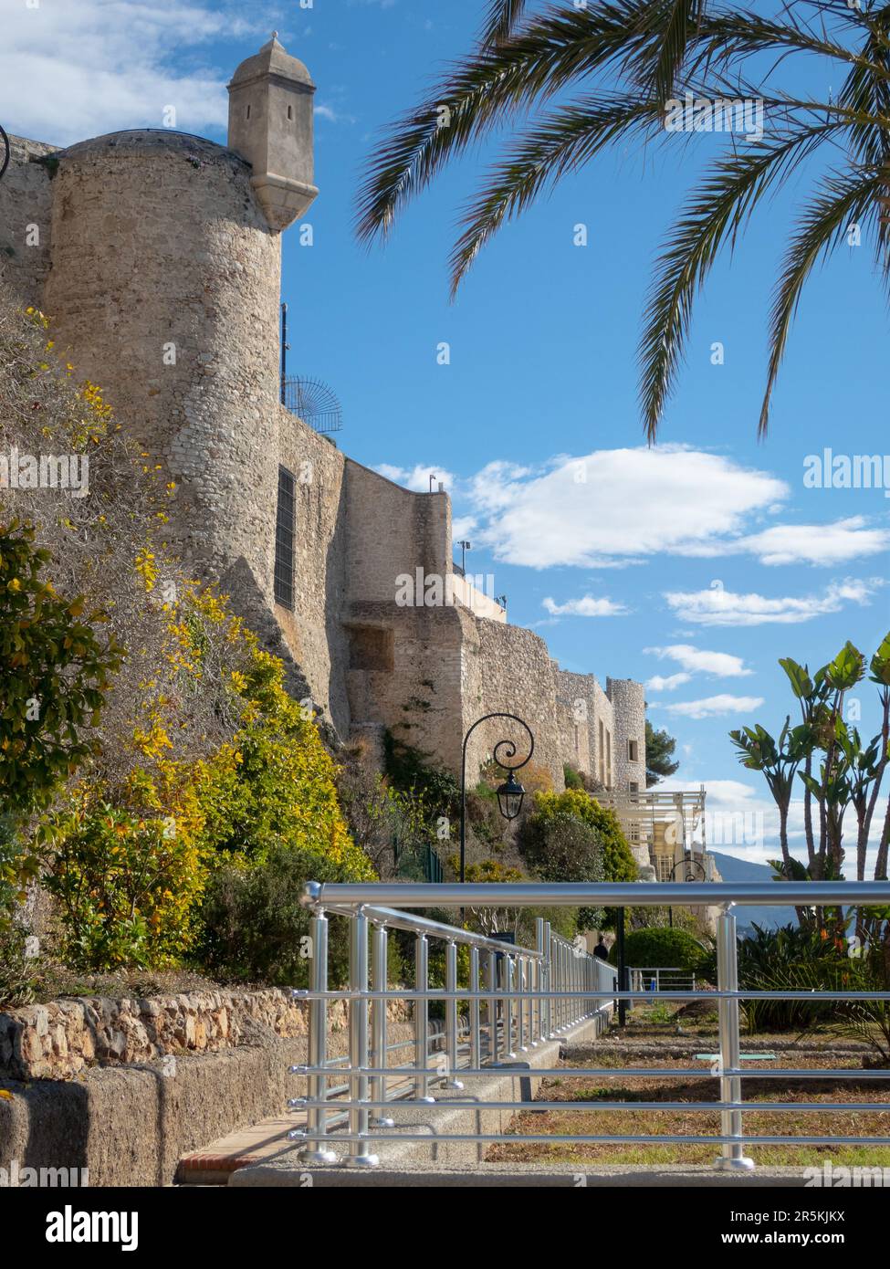 Fort Antoine, heute als Sommeramphitheater genutzt, an der Küste von Monaco City, Monaco. Stockfoto