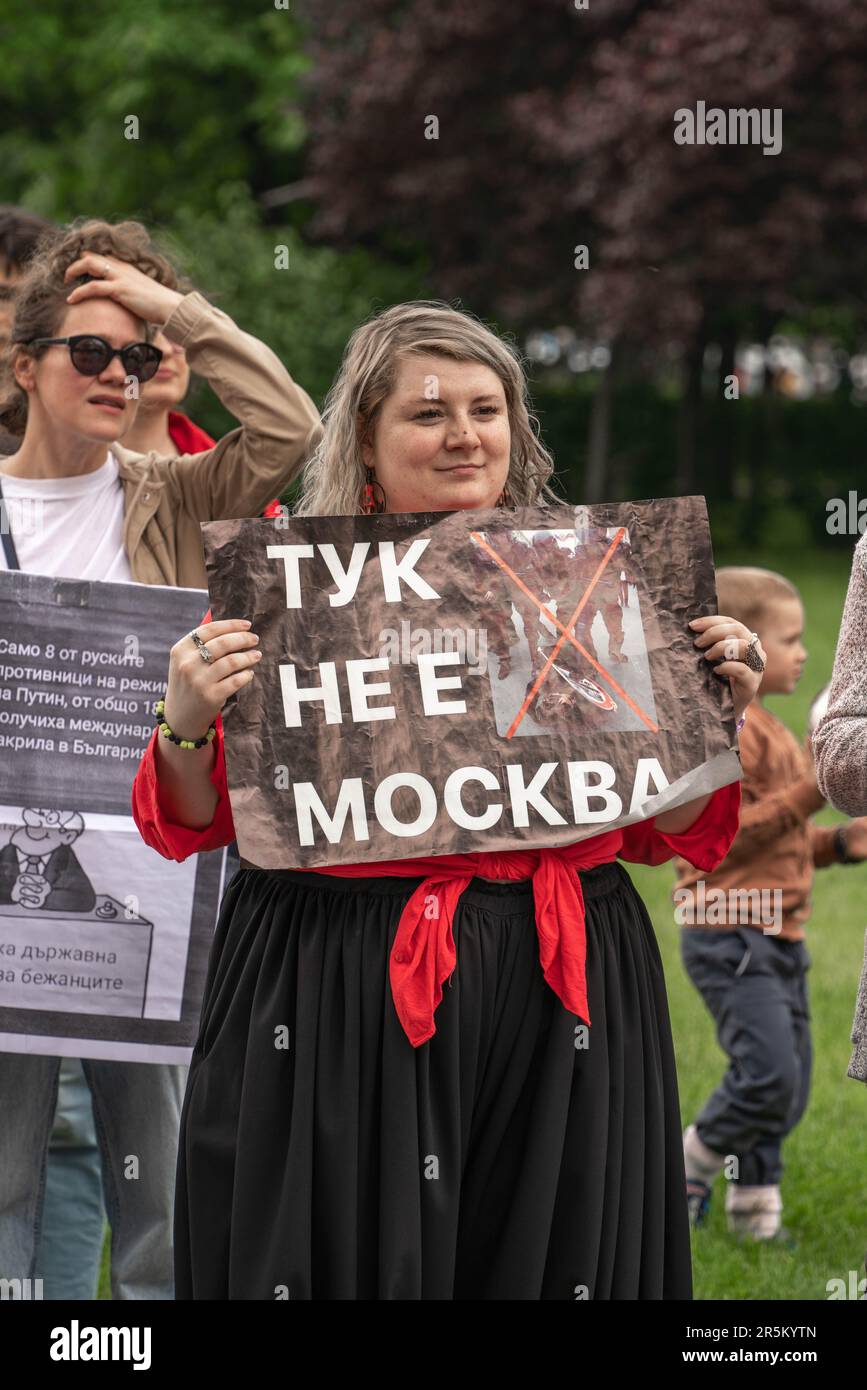 Oppositionsorientierte Russen bei einem Treffen zur Unterstützung von Alexej Navalny in Sofia, Bulgarien Stockfoto