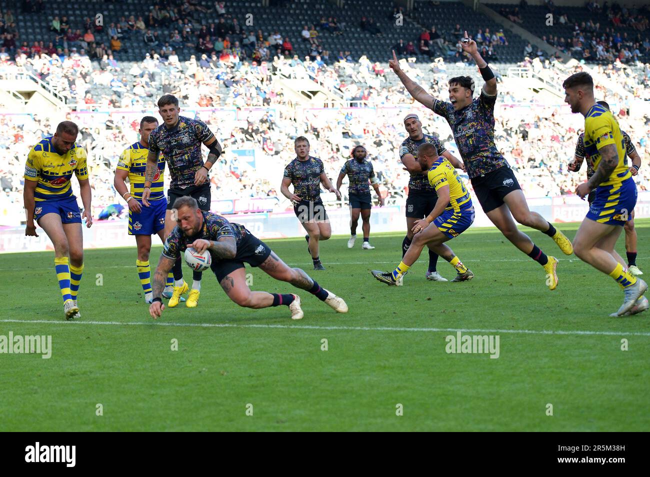 Newcastle, Großbritannien. 4. Juni 2023. Betfred Super League Rugby, Magic Weekend, St James Park, Newcastle, Sonntag, 4. Juni 2023, Hull FC gewinnt Warrington Wolves, Ergebnis 30 zu 18, UK Guthaben: Robert Chambers/Alamy Live News Stockfoto