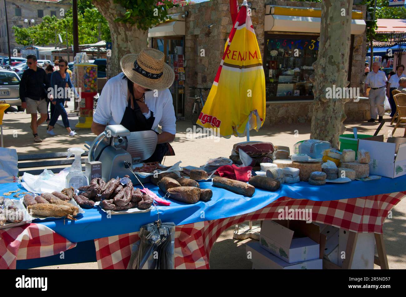 Marktstand, Place Paoli, L'Ile-Rousse, Korsika, Frankreich Stockfoto