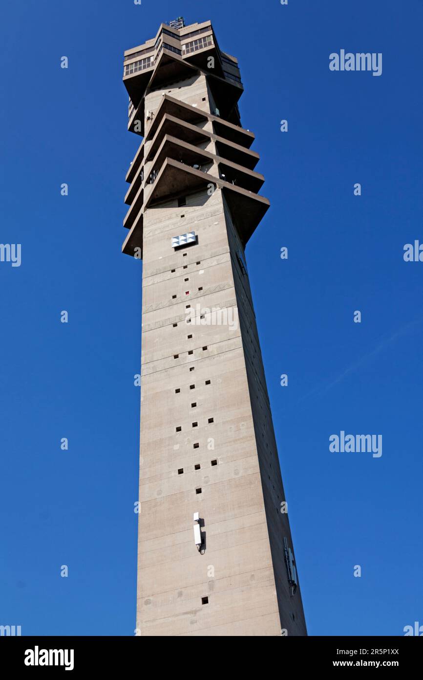 Stockholm, Schweden - 24. Mai 2023: Kaknas-Turm von vorne gesehen Stockfoto