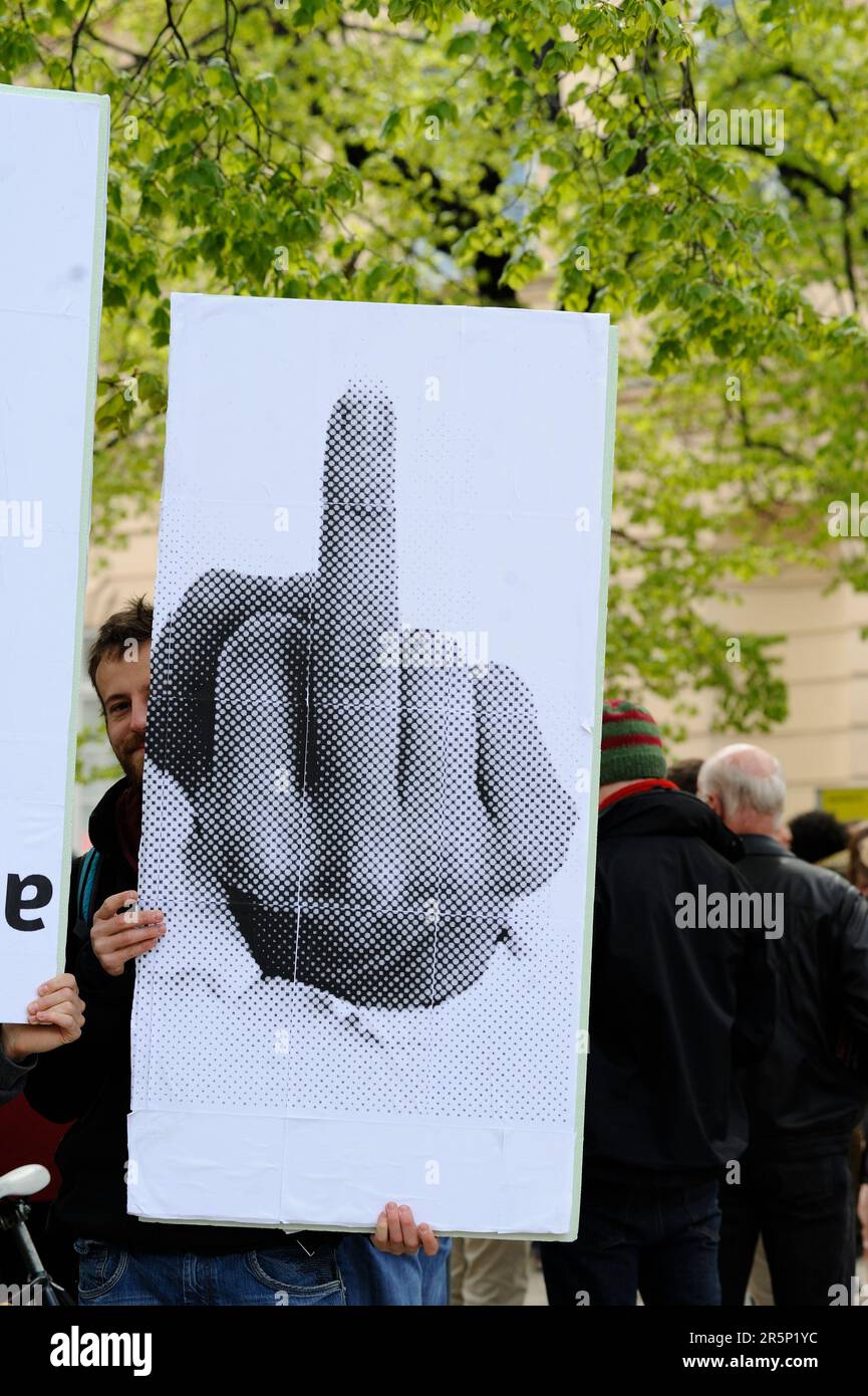 Wien, Österreich. 18. April 2015. Demonstration gegen die TTIP (Transatlantische Handels- und Investitionspartnerschaft) in Wien Stockfoto