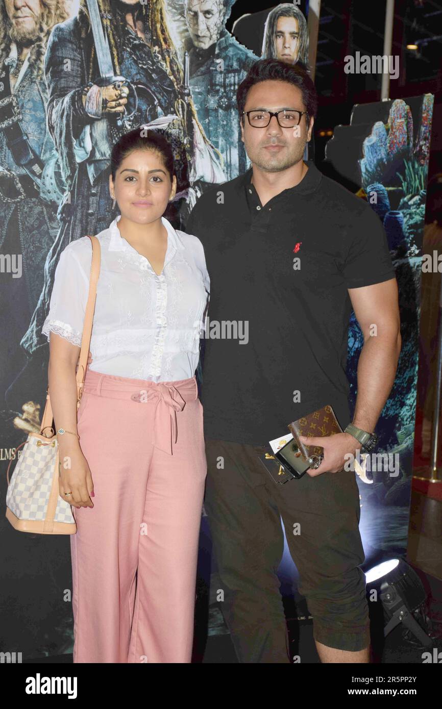 Iqbal Khan, Mohammed Iqbal Khan, indischer Schauspieler, Ehemann, Ehefrau, Sneha Chhabra, Filmshow, Mumbai, Indien, 25. Mai 2017 Stockfoto