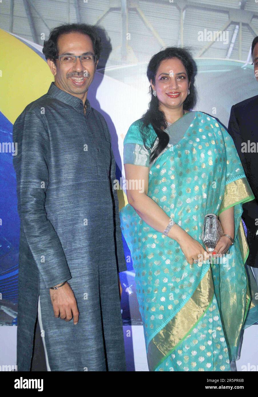 Uddhav Thackeray, Shiv Sena, Ehemann, Ehefrau, Rashmi Thackeray, Udaan Launch, Mumbai, Indien, 14. Mai 2017 Stockfoto