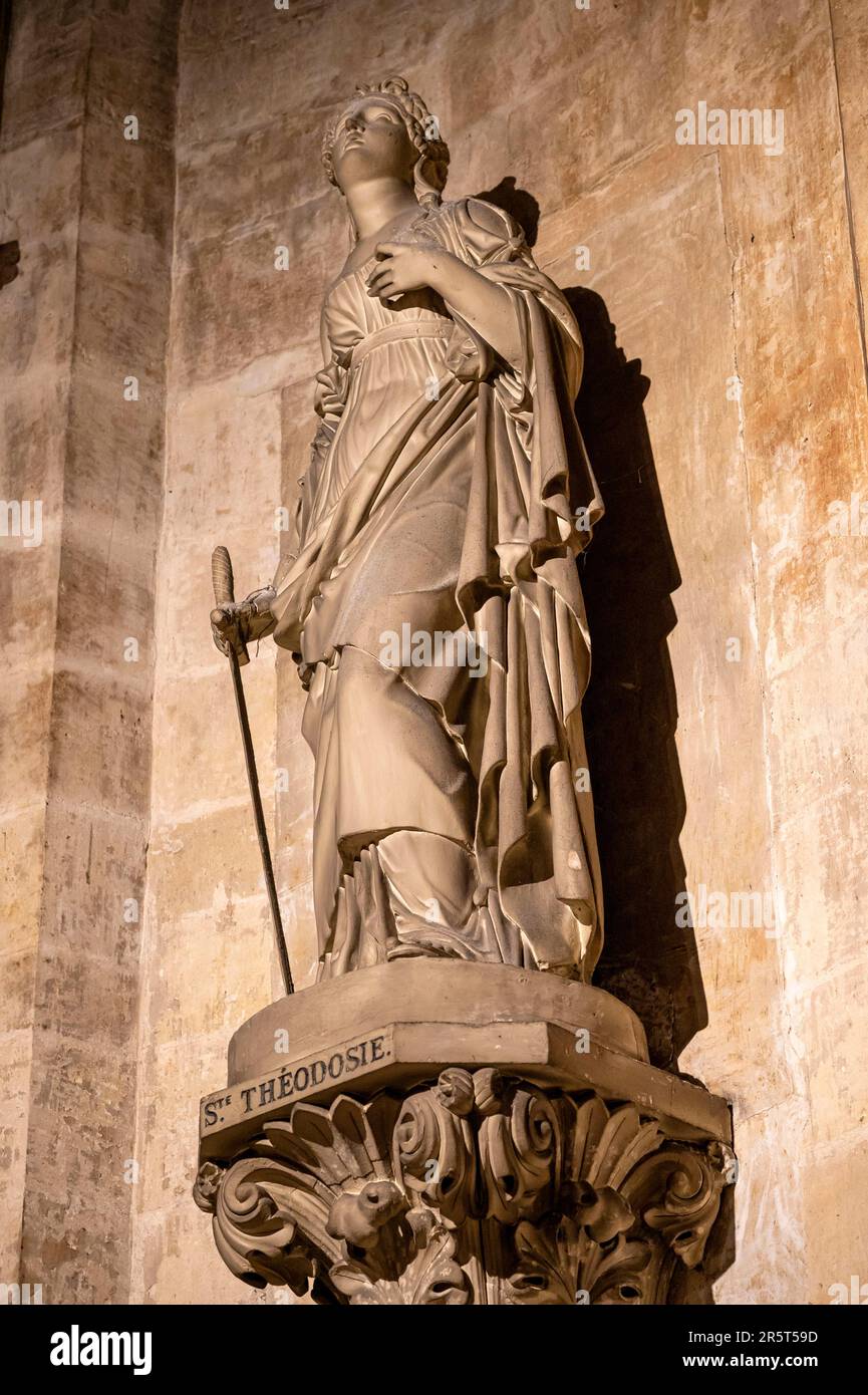 Frankreich, Paris (75), Saint-Germain-Viertel, Kirche Saint-Germain-des-Prés, Statue Stockfoto