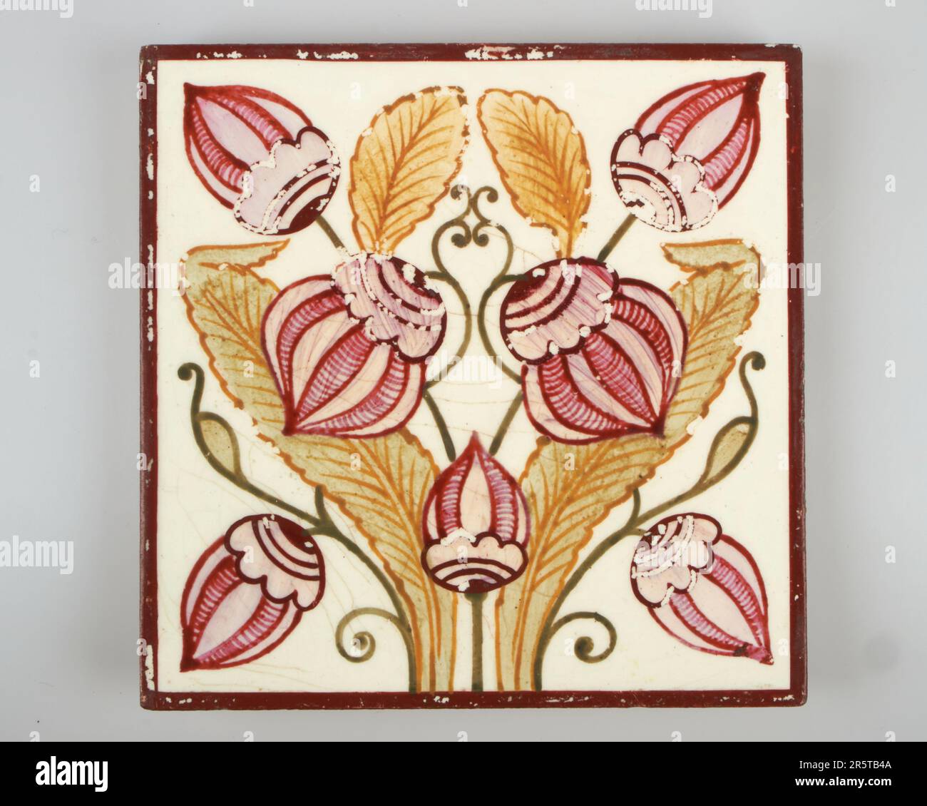 Antique 1880er Arts and Crafts handbemalte Minton Chinesische Laternen-Keramikfliesen Stockfoto