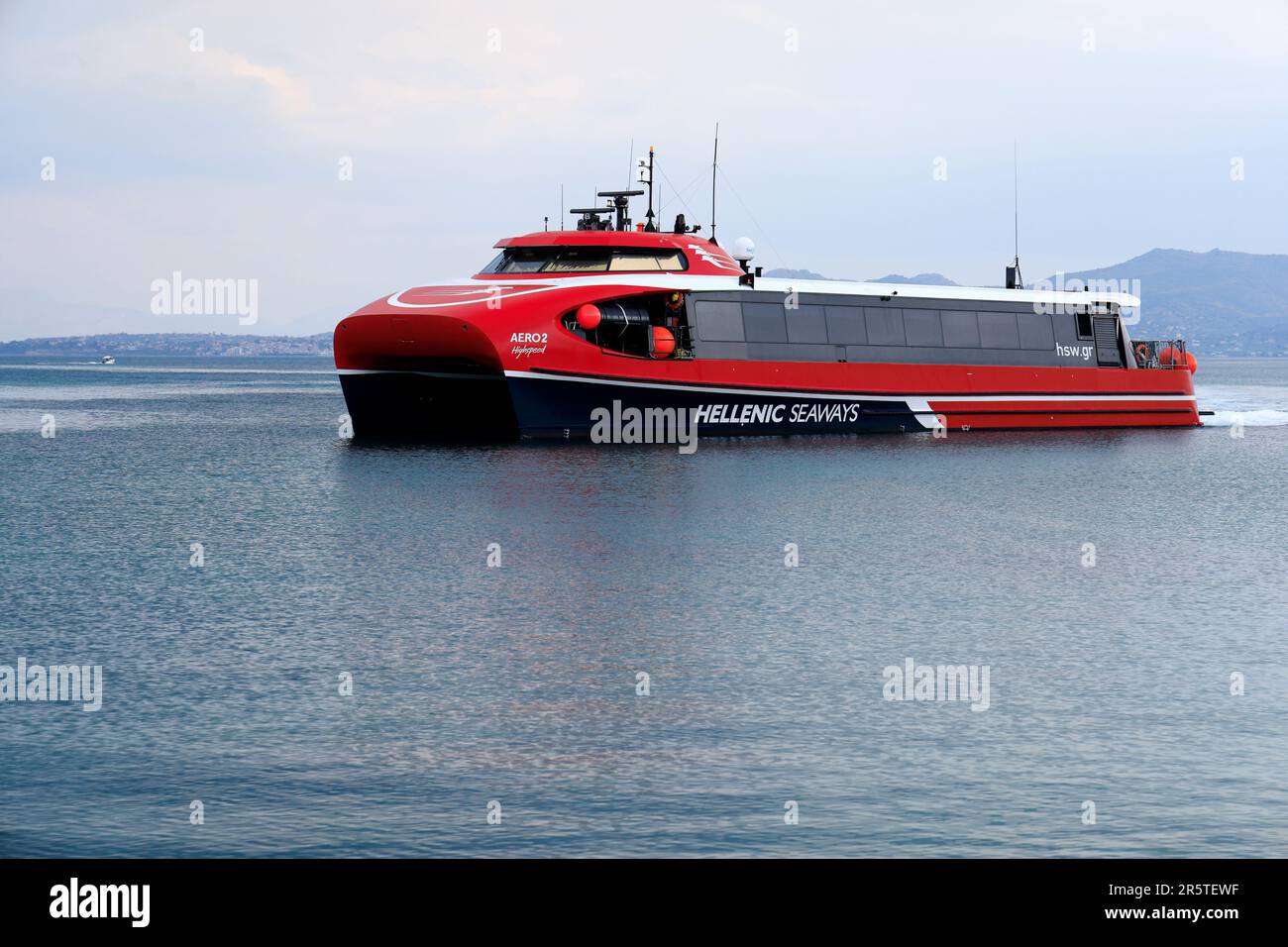 Hellenic Seaways Aero 2 Fast Ferry, Megaloxori, Agizing, Saronische Inseln, Griechenland. Stockfoto