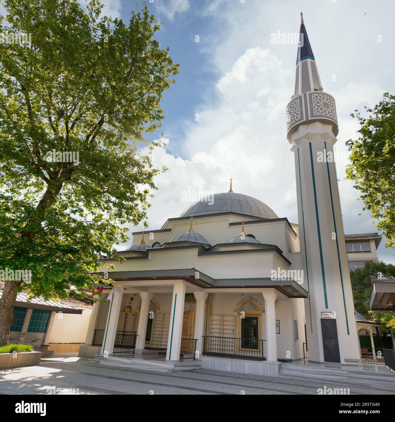 Haci bedel mustafa efendi camii Fotos und Bildmaterial in hoher