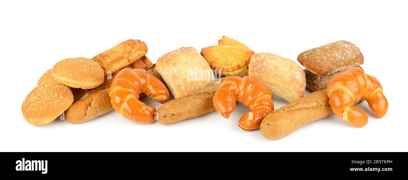 Brot, Brötchen und Croissants isoliert auf weißem Hintergrund Stockfoto
