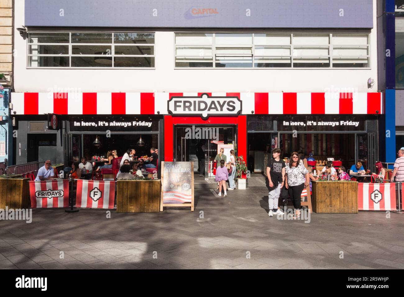TGI Fridays - Leicester Square, London, WC2, England, Großbritannien Stockfoto