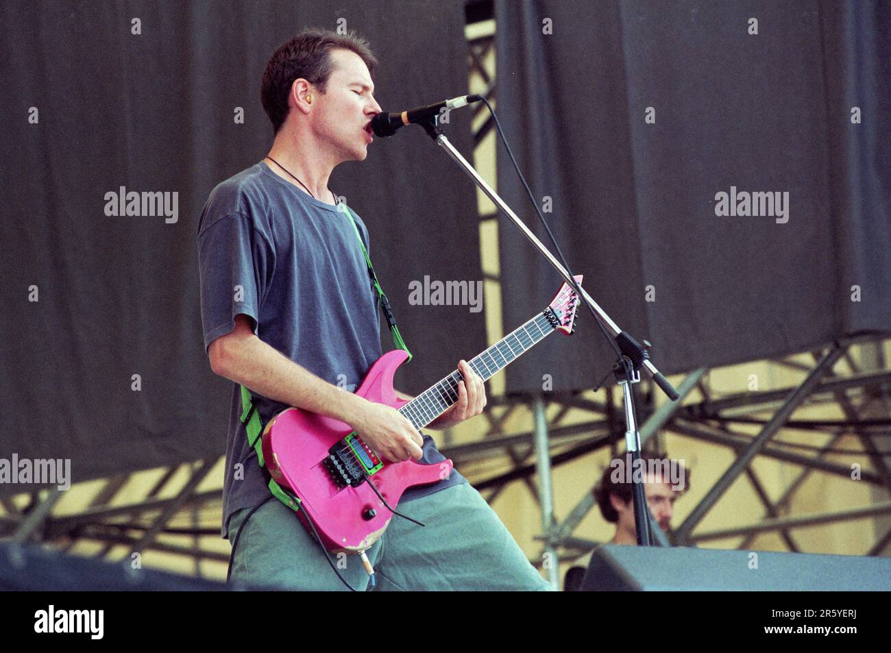 Mailand Italien 1994-07-08 : Page Hamilton Sänger und Gitarrist der Helmband während des Live-Konzerts beim Sonoria Festival Stockfoto