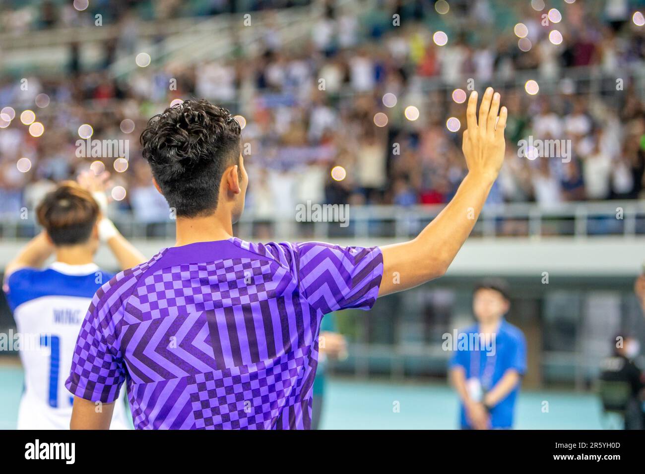 Tianjin Jinmen Tiger Football Club 11 zieht Wuhan Three Towns Football