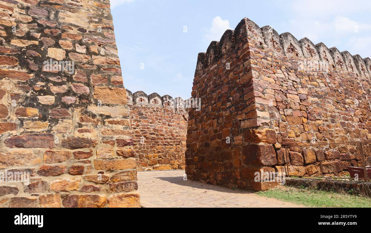 Blick auf die Schutzmauern von Gandikote Fort, Kadapa, Andhra Pradesh, Indien. Stockfoto