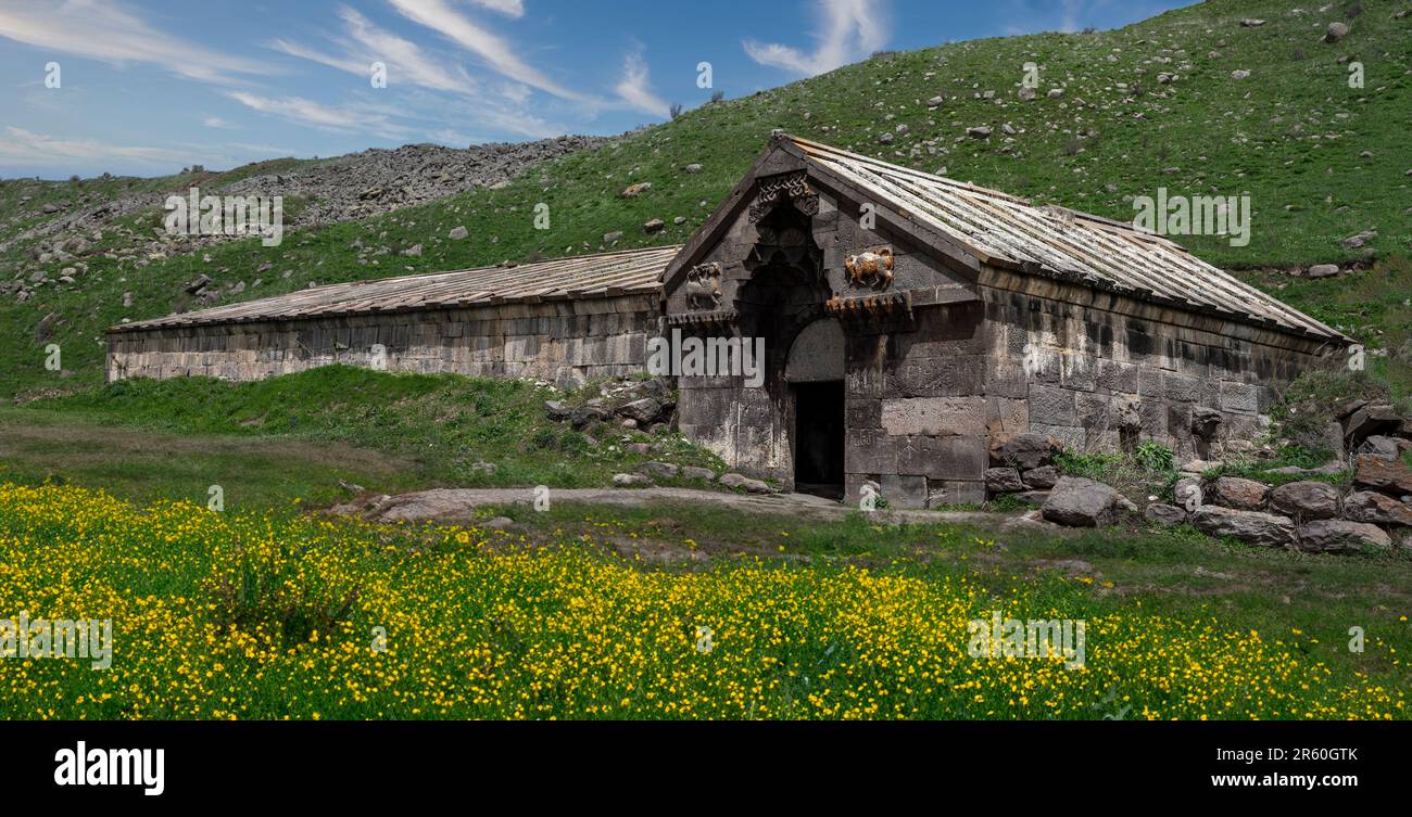 Der Caravanserai von Orbelian, auch bekannt als Sulema Caravanserai und Selim Caravanserai, ist ein Caravanserai in der armenischen Provinz Vayots Dzor. Stockfoto
