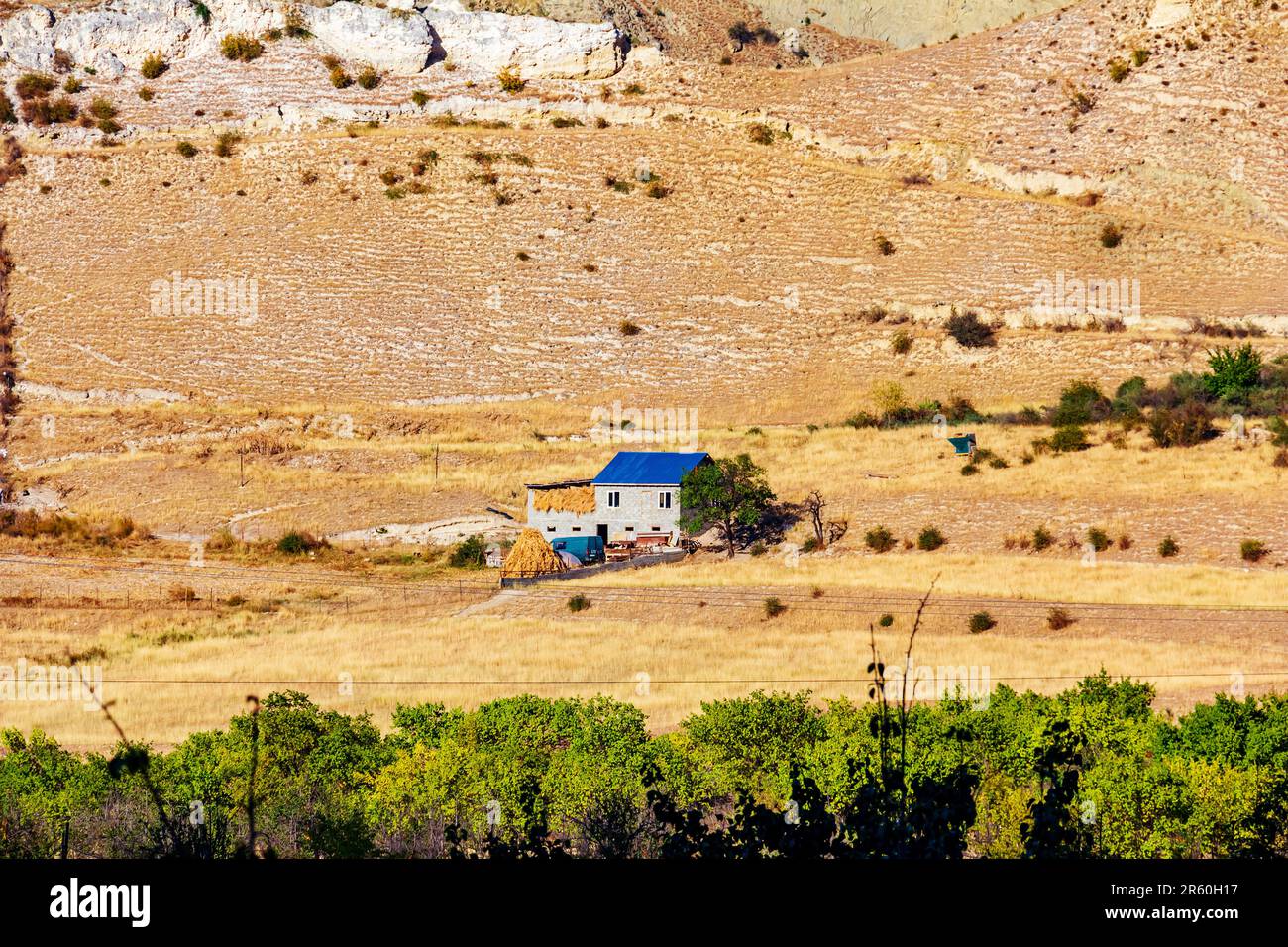 Herrliche Berglandschaft an einem sonnigen Tag. Kaukasus, Dagestan. Stockfoto