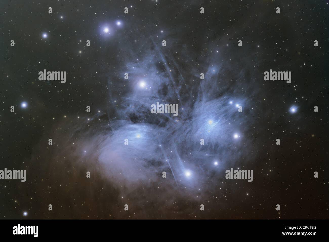 Hochauflösende Tiefstrahl-Astrofotografie der Pleiades M45 Stockfoto
