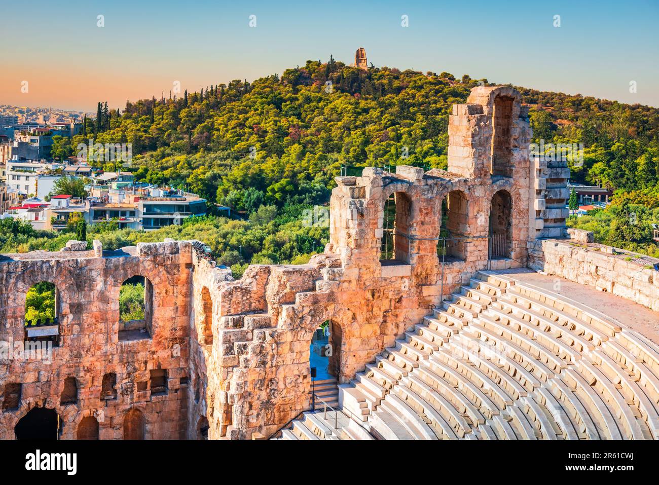 Athen, Griechenland. Das Odeon des Herodes Atticus römisches antikes Theatergebäude an der Akropolis von Athen, griechische Kultur. Stockfoto