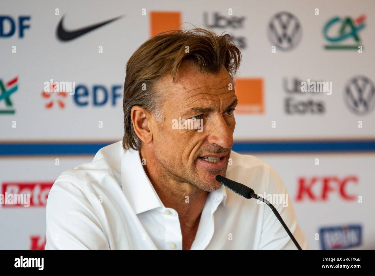 Paris, Frankreich. 06. Juni 2023. Herve Renard Cheftrainer von Frankreich während der Pressekonferenz für die Liste der Spieler, die für die Frauenweltmeisterschaft 2023 in Australien und Neuseeland ausgewählt wurden, am 6. Juni 2023 in den Nike France Büros in Paris, Frankreich – Photo Melanie Laurent/A2M Sport Consulting/DPPI Credit: DPPI Media/Alamy Live News Stockfoto