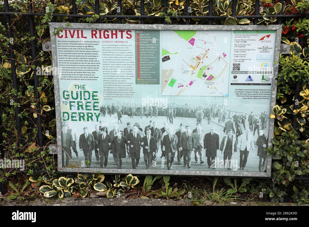 Poster im Bogside-Viertel von Derry Stockfoto