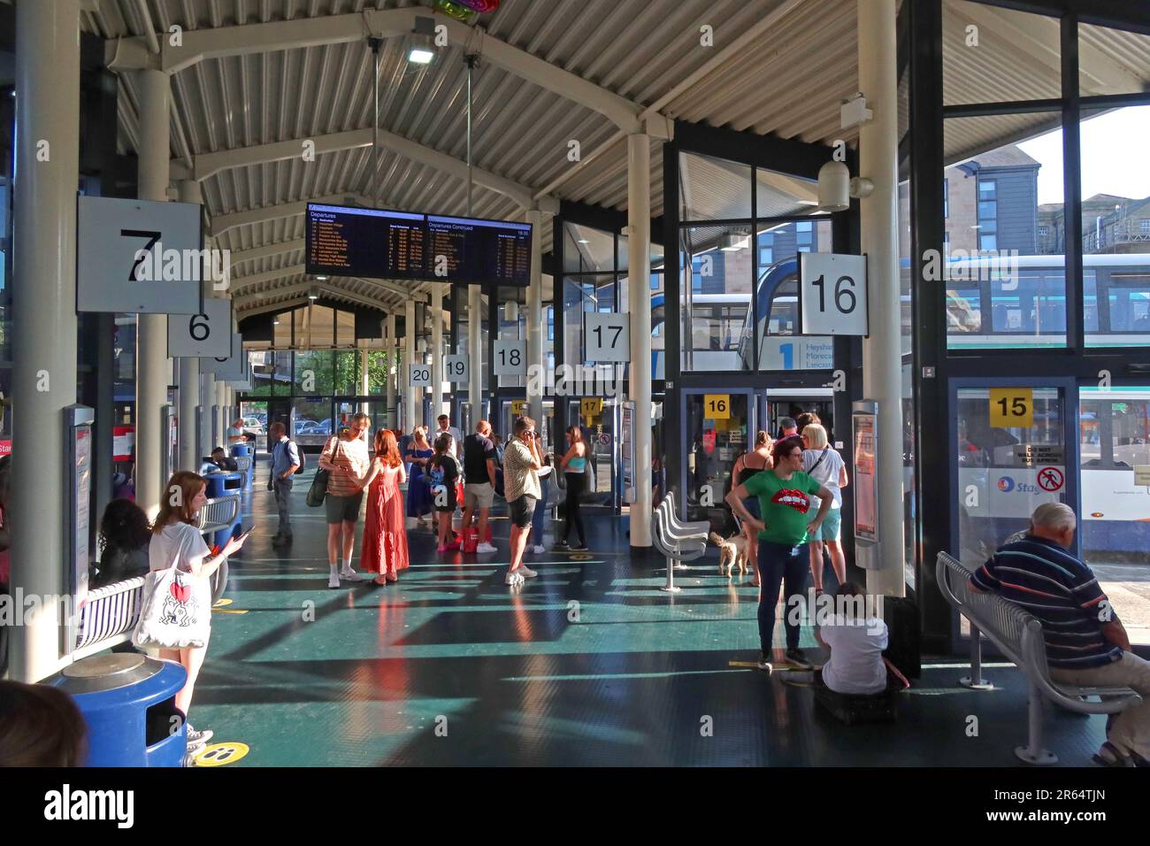 Busbahnhof Lancaster, Damside Street, Lancaster City Centre, Lancashire, England, UK, LA1 1HH Stockfoto