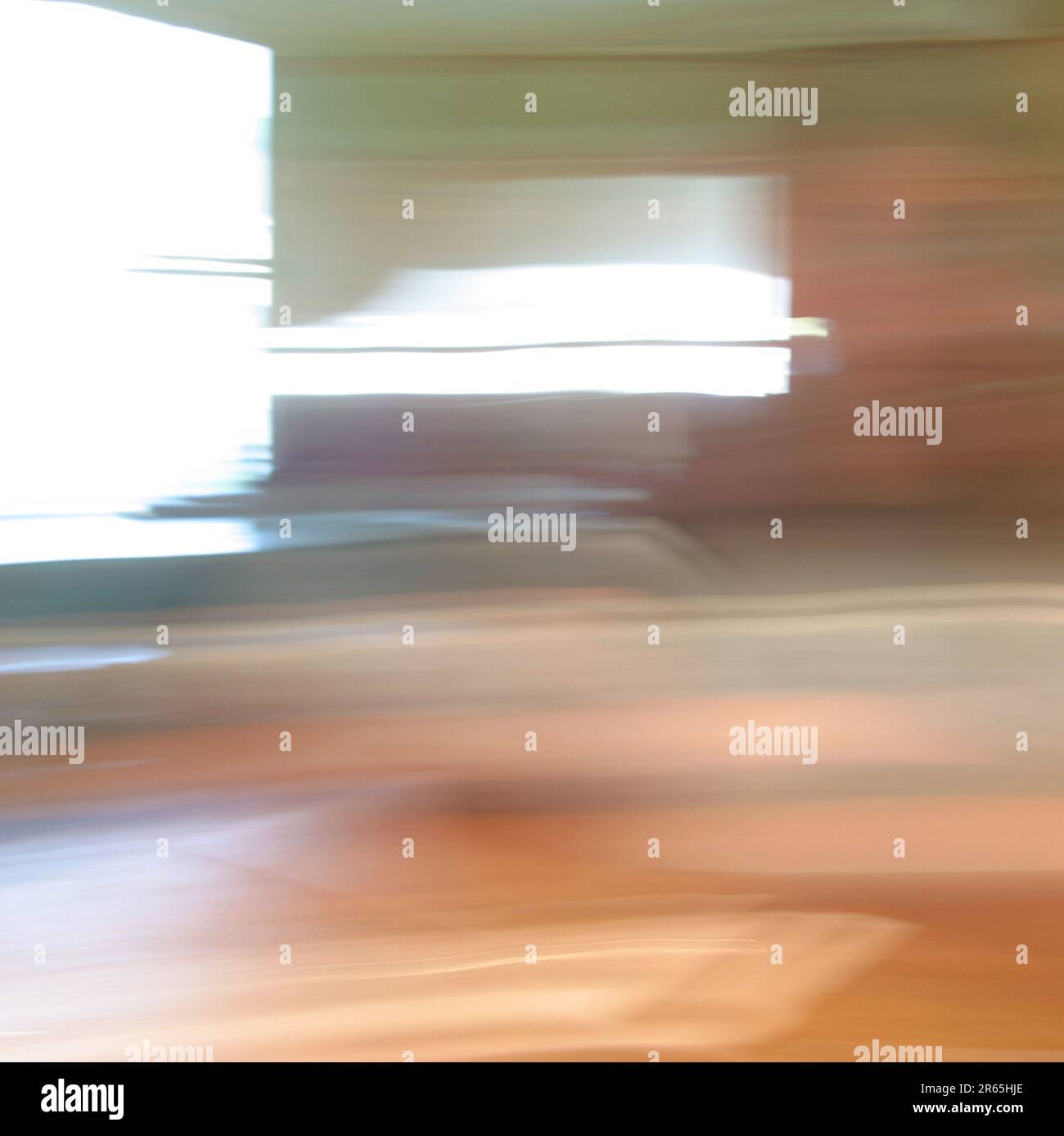 Abstrakte Darstellung der Lichtunschärfe im Fenster Stockfoto