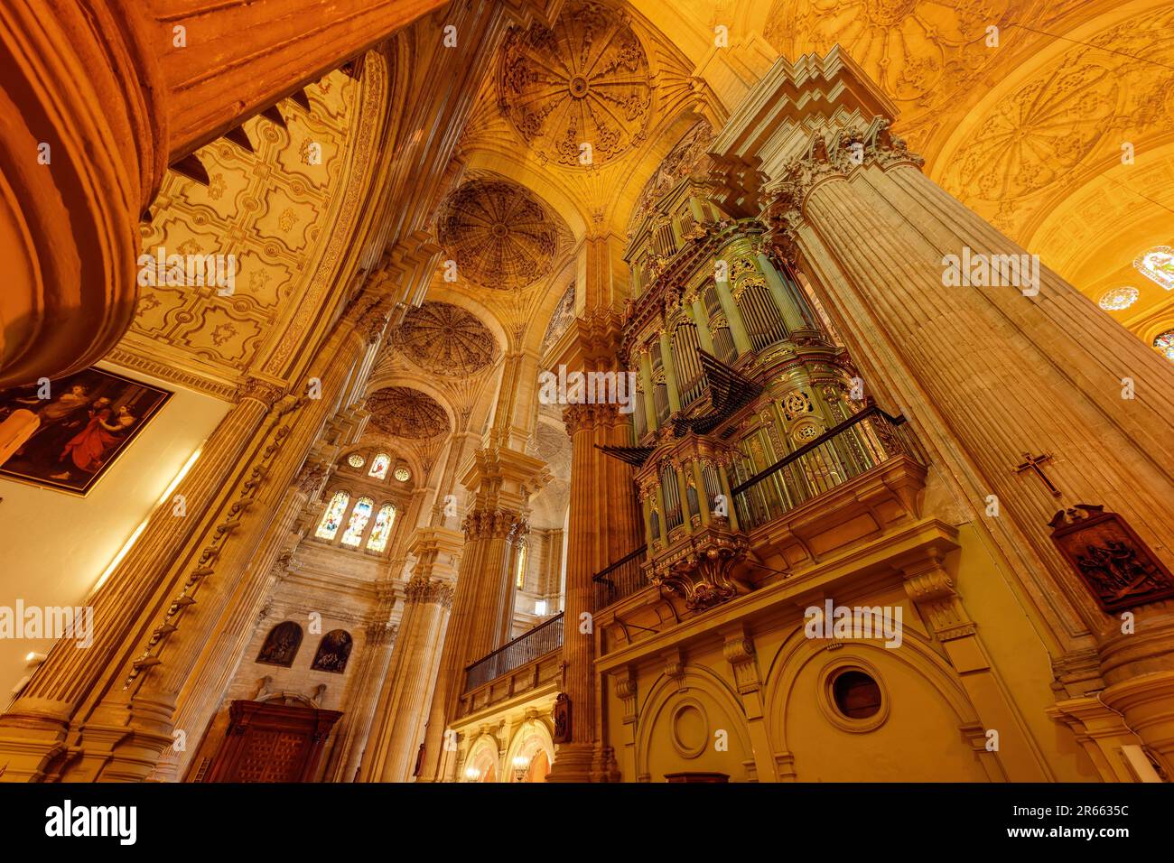 Innere der Kathedrale von Granada (Kathedrale der Inkarnation). Andalusien, Spanien Stockfoto