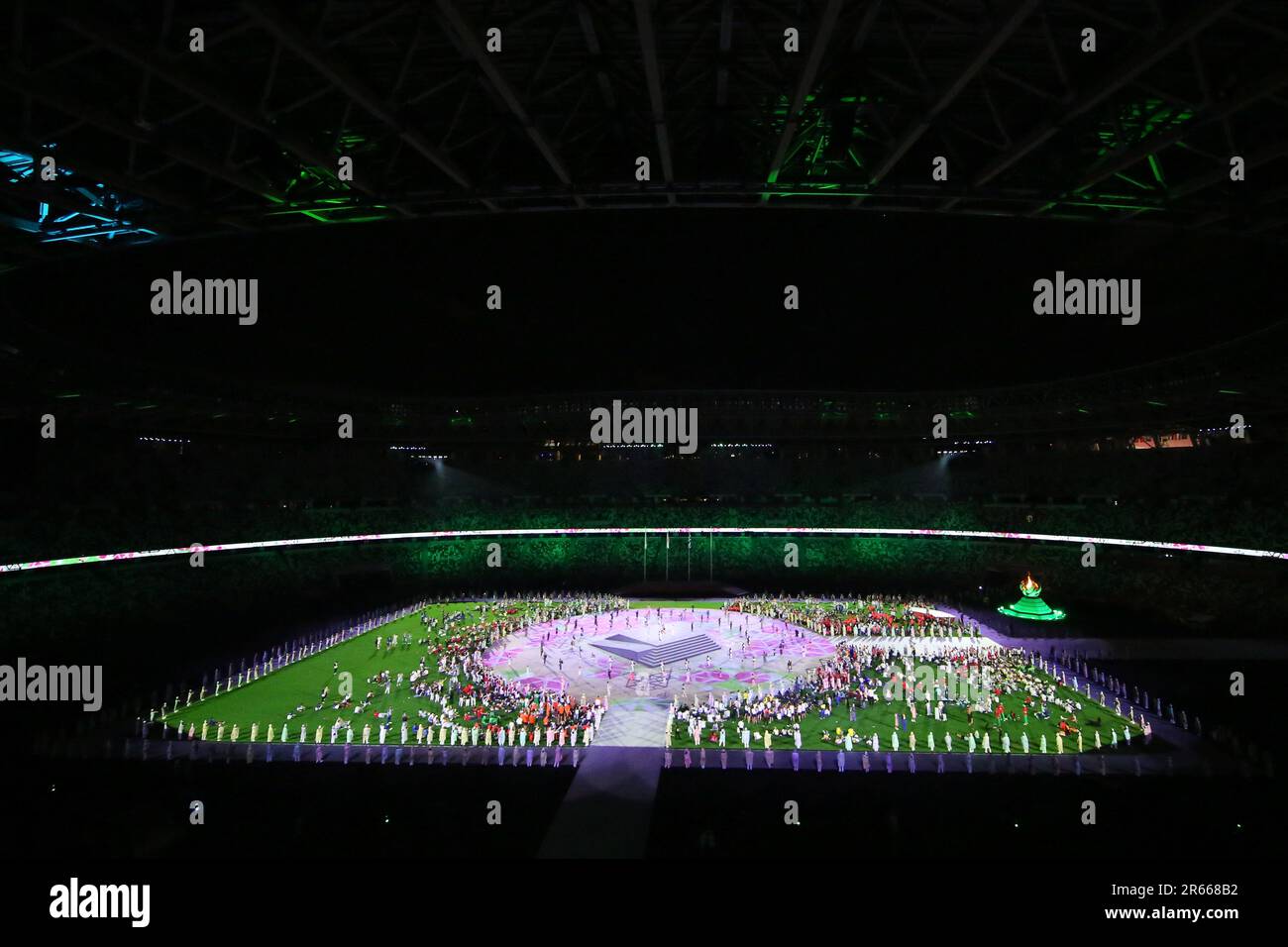 8. AUGUST 2021 - Tokio, Japan: Vorstellung während der Abschlusszeremonie der Olympischen Spiele 2020 in Tokio im Olympiastadion (Foto: Mickael Chavet/RX) Stockfoto