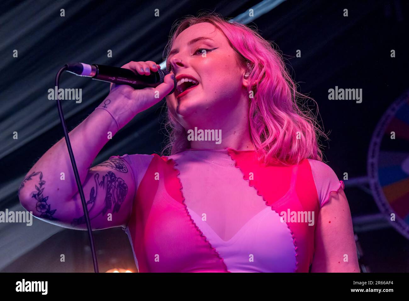 Brighton Beach, City of Brighton & Hove, East Sussex, Großbritannien. Beim Great Escape Festival 2023 in der TGE Beach Stage könnt ihr euer Herz voll fressen. 12. Mai 2023 Kredit: David Smith/Alamy Live News Stockfoto