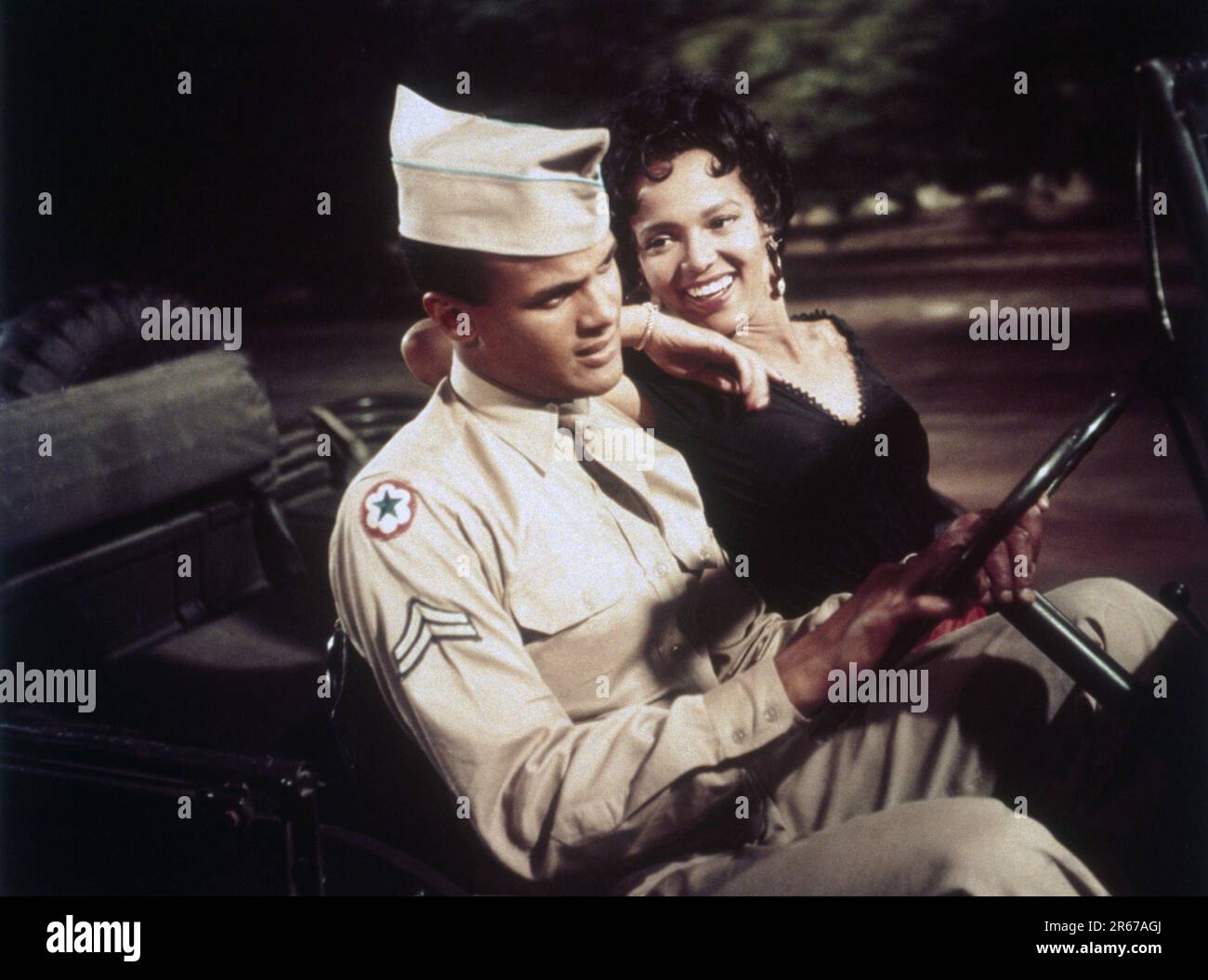 CARMEN JONES, von links: Harry Belafonte, Dorothy Dandridge, 1954. TM & Copyright © 20. Century Fox Film Corp Alle Rechte vorbehalten./mit freundlicher Genehmigung von Everett Collection Stockfoto