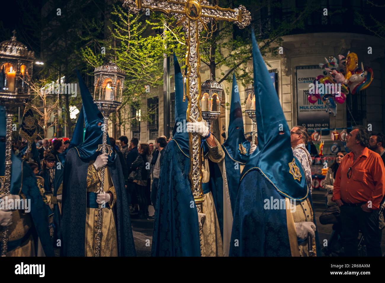 Buße in der Heiligen Woche in Granada, Spanien. Stockfoto