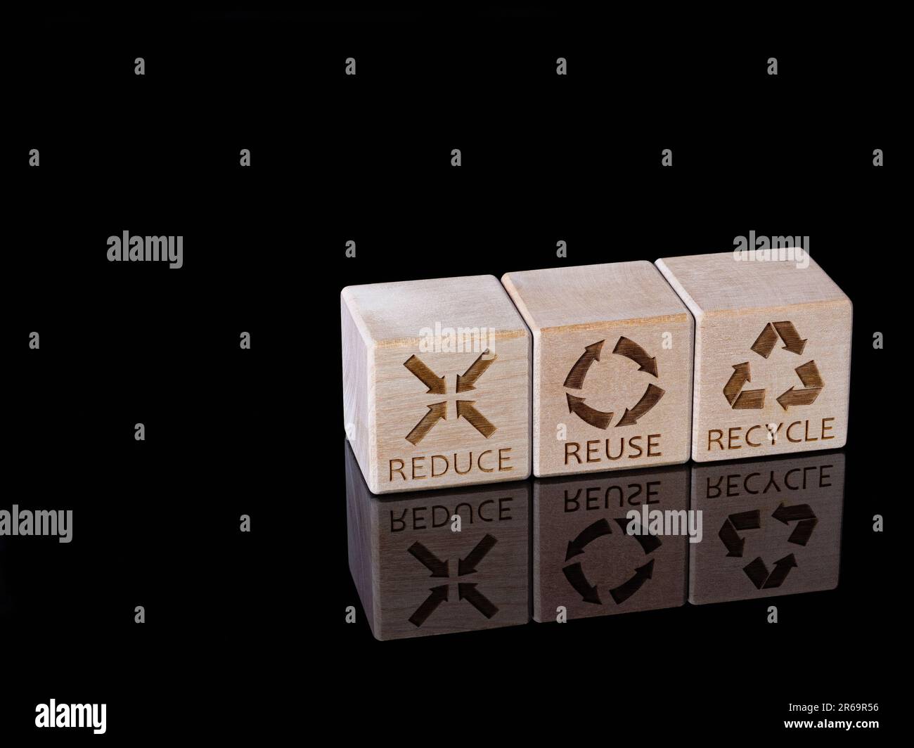 Reduzieren, wiederverwenden und recyceln Sie Symbole als modernes Modell der Geschäftsentwicklung Stockfoto