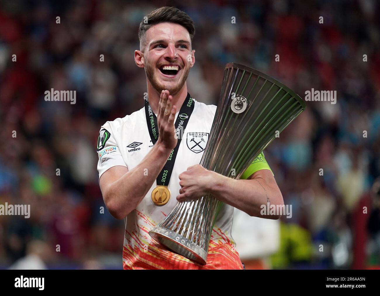 Aktenfoto von 07-06-2023 von West Ham United's Declan Rice. Tony Cottee, ehemaliger Stürmer von West Ham, gibt zu, dass der Club einen Sommer voller großer Entscheidungen erlebt, während die Zukunft von Captain Declan Rice und Manager David Moyes in der Luft liegt. Ausgabedatum: Donnerstag, 8. Juni 2023. Stockfoto