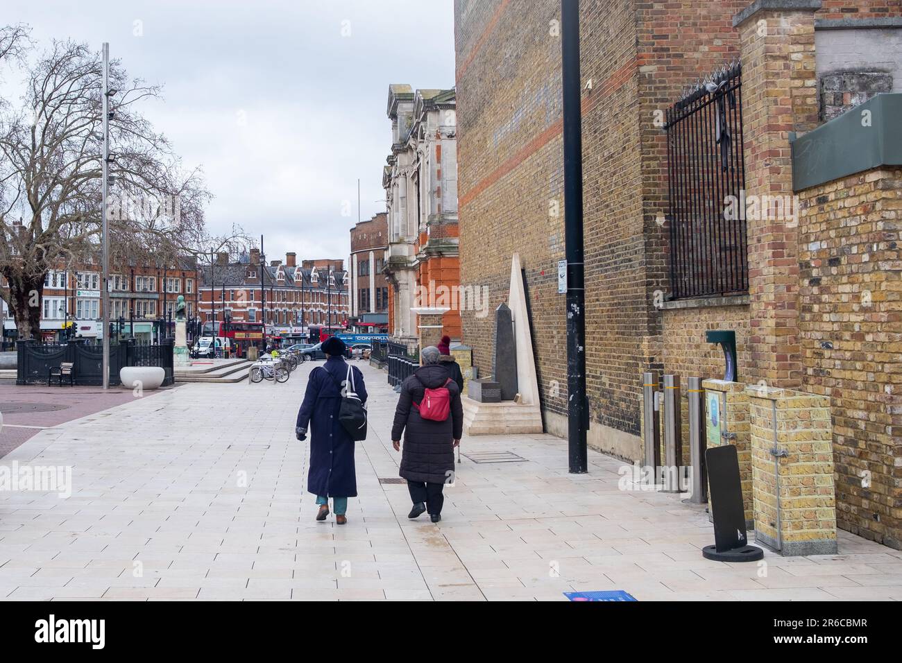 Brixton, London - März 2023: Black Cultural Archives Center am Windrush Square Stockfoto