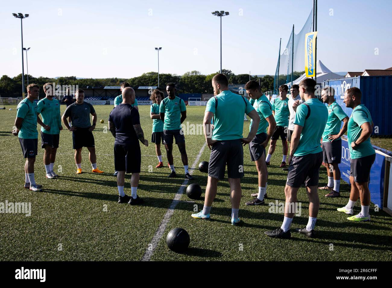 Bridgend, Großbritannien. 08. Juni 2023. Penybont Training im Vorfeld der UEFA Europa Conference League Kampagne am 8. Juni 2023 im Bryntirion Park. Kredit: Lewis Mitchell/Alamy Live News Stockfoto