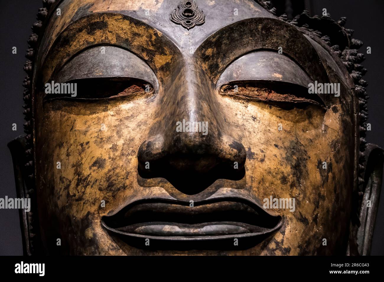 Ein Buddha-Kopf im Nationalmuseum, Bangkok, Thailand Stockfoto