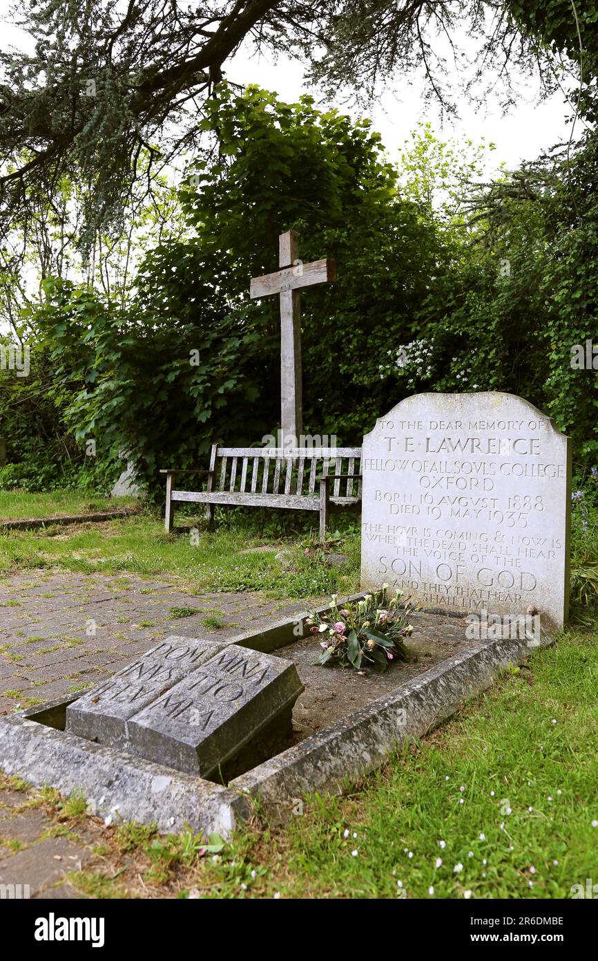 Das Grab von Lawrence, der Kirchenfriedhof St. Nicholas, Moreton, Dorchester, Dorset, England, Großbritannien, Großbritannien, Großbritannien, Europa Stockfoto