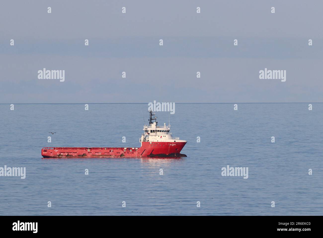 Ölversorgungsboot Stockfoto