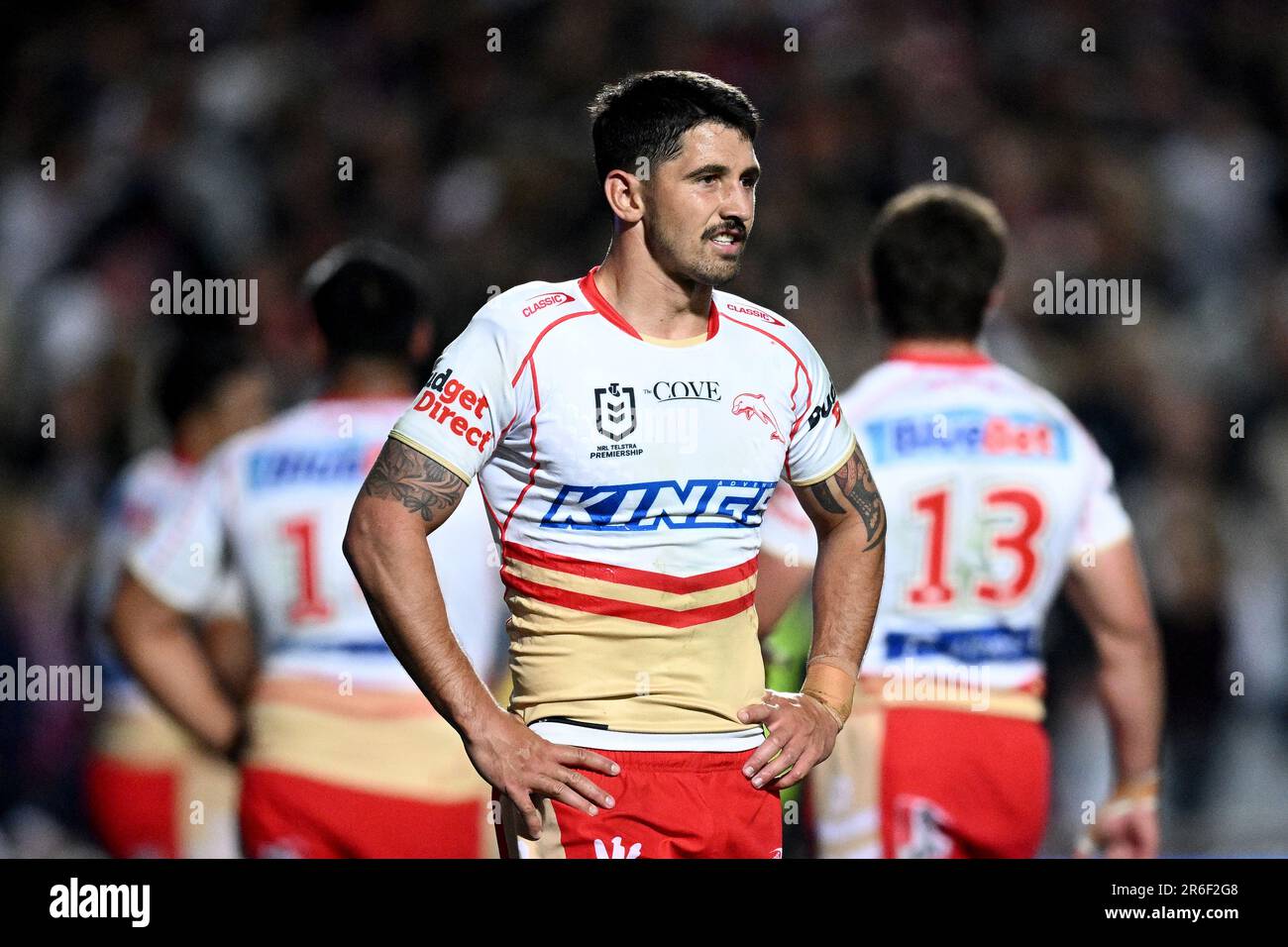 Sydney, Australien. 09. Juni 2023. Jeremy Marshall-King of the Delphins reagiert während des NRL-Spiels der Runde 15 zwischen den Manly-Warringah Sea Eagles und den Delfinen im 4 Pines Park in Sydney, Freitag, den 9. Juni 2023. (AAP Image/Dan Himbrechts) KEINE ARCHIVIERUNG, NUR REDAKTIONELLE VERWENDUNG. Kredit: Australian Associated Press/Alamy Live News Stockfoto