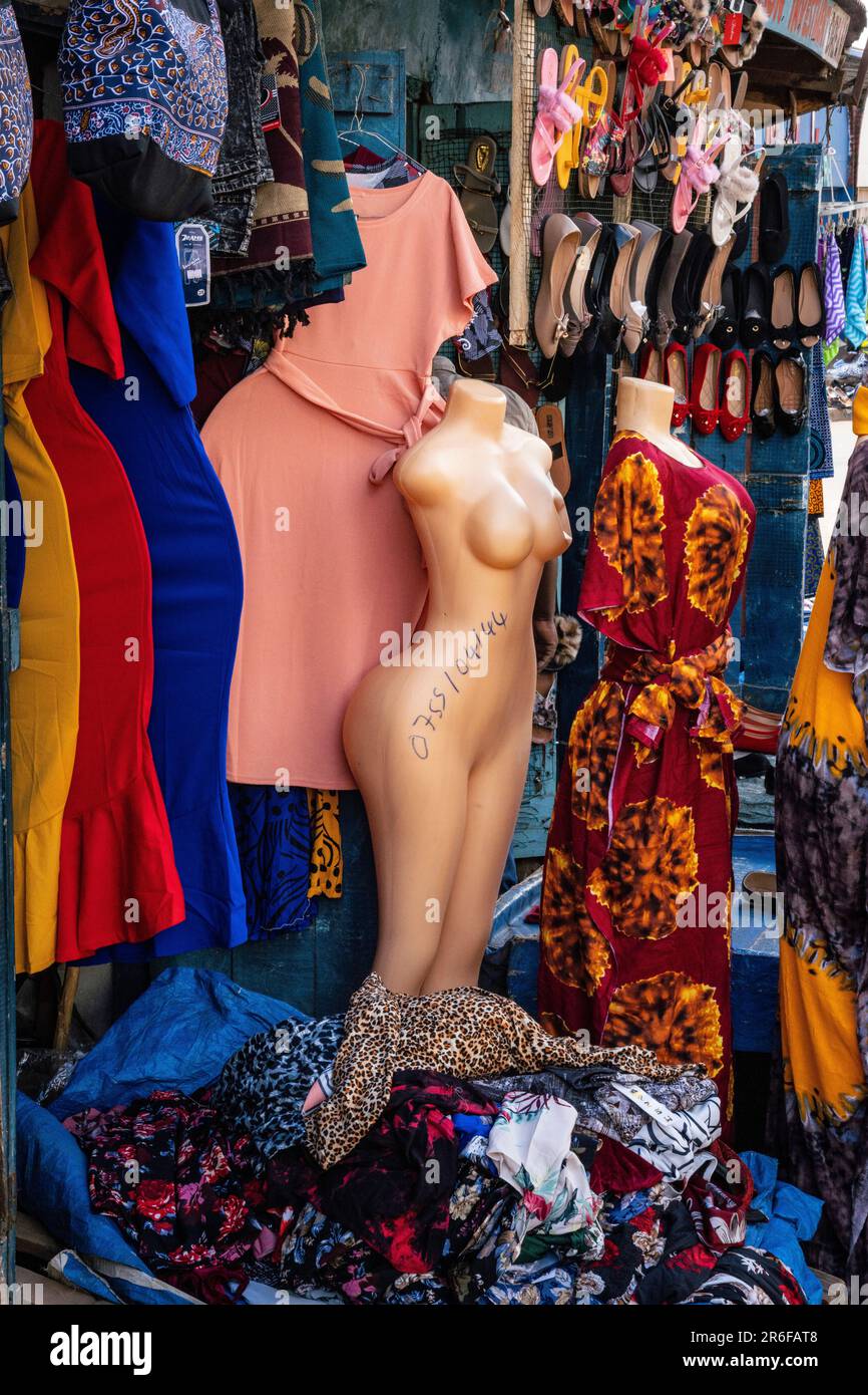 Weibliche Körperpuppe in einem Bekleidungsgeschäft in Malawi Stockfoto