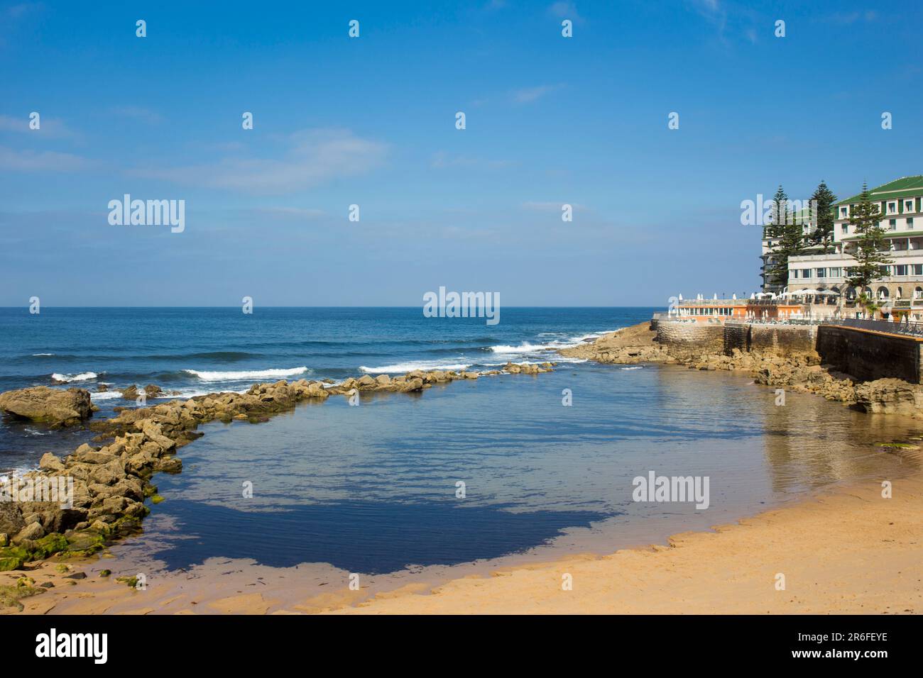 Praia do Sul e Praia da Baleia Ericeira Portugal Stockfoto