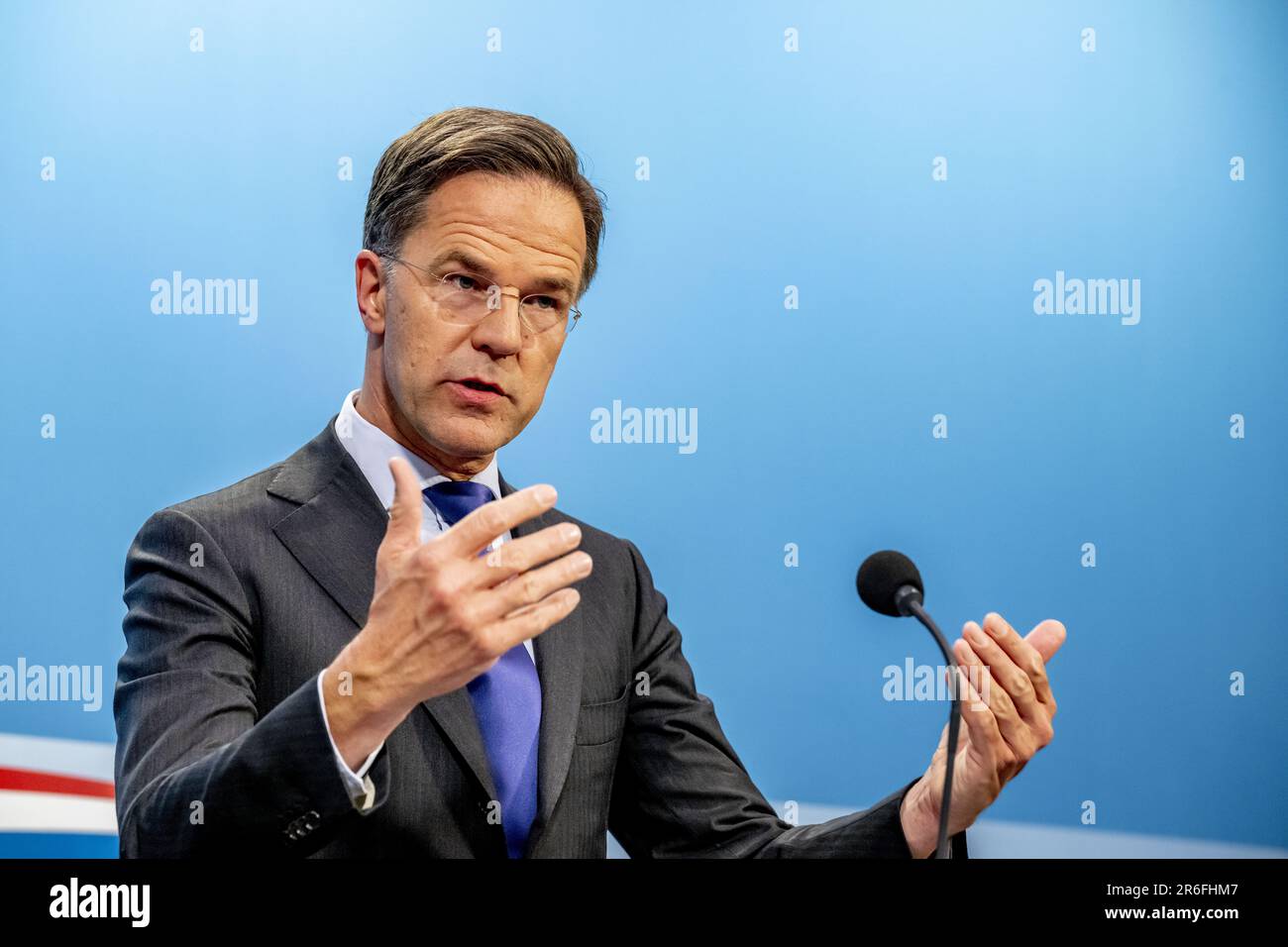 DEN HAAG - Premierminister Mark Rutte spricht nach der wöchentlichen Ministertagung vor der Presse. ANP ROBIN UTRECHT niederlande raus - belgien raus Stockfoto