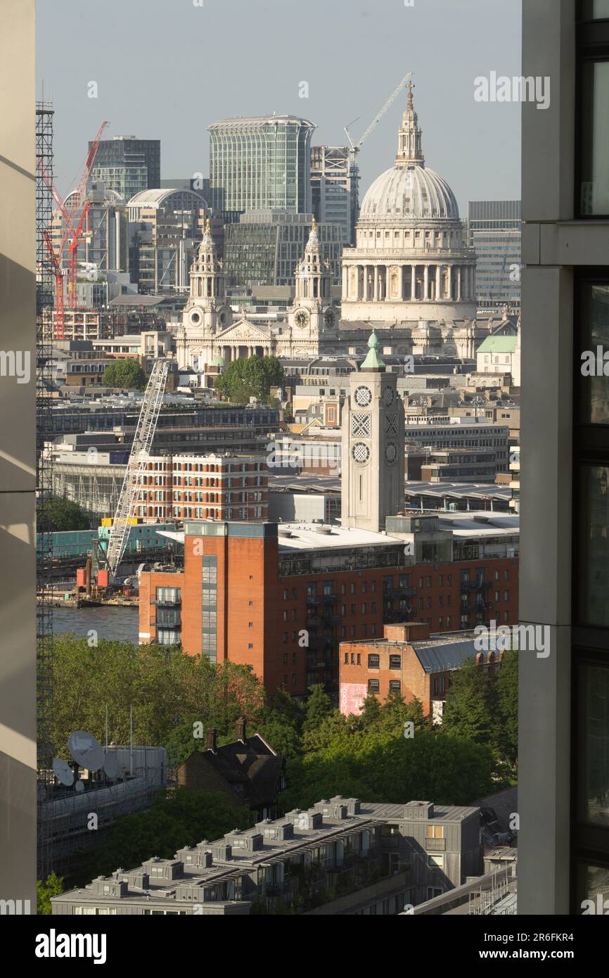 St Paul's Cathedral ist eine anglikanische Kathedrale in London, England und Sitz des Bischofs von London Stockfoto