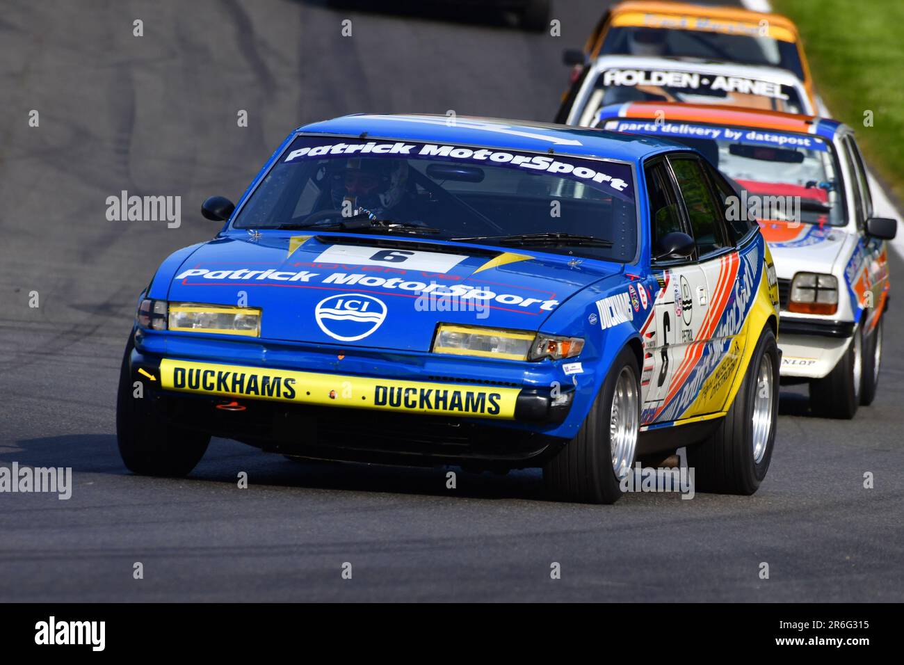 Mike Whitaker SNR, Patrick Motorsport Rover SD1, HRDC „Gerry Marshall“ Trophy Series, über 30 Autos auf dem Spielfeld für ein 45-minütiges Rennen mit zwei Fahrern Stockfoto