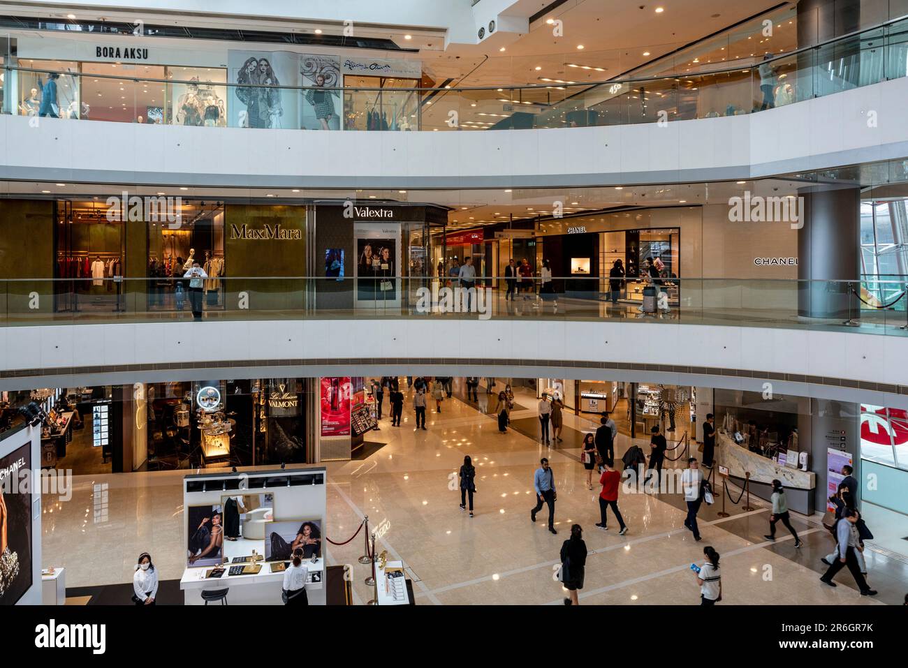 Das Interieur der IFC Mall, Hongkong, China. Stockfoto