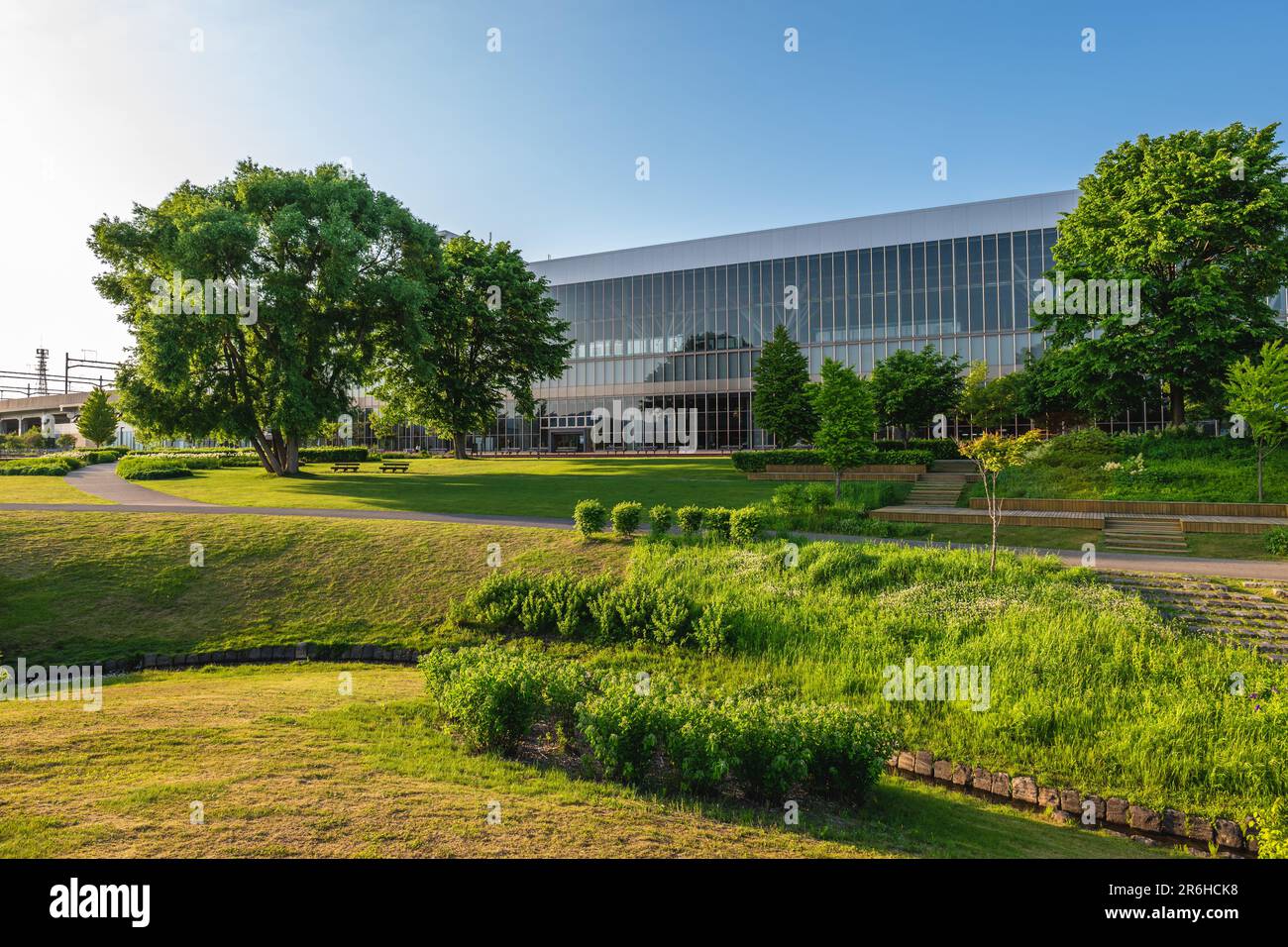Bahnhof Asahikawa und Kitasaito Garden in Asahikawa, Hokkaido, Japan Stockfoto