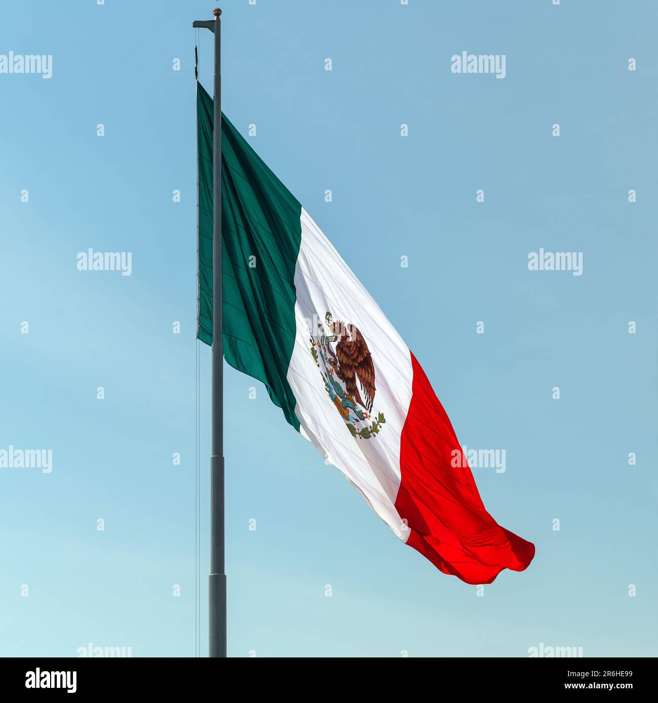 Mexikanische Flagge auf dem Zocalo Hauptplatz, Mexiko-Stadt, Mexiko. Stockfoto