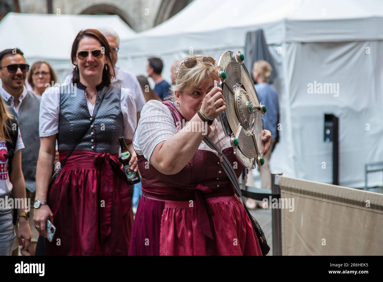 München, Deutschland. 28. Mai 2023. FC Bayern Frauen bei der Meisterfeier der FC Bayern Herren und FC Bayern Damen am 28.5.2023 in München. -- FC Bayern Women bei der Bundesliga Championship Celebration am 28. Mai 2023 in München. (Foto: Alexander Pohl/Sipa USA) Guthaben: SIPA USA/Alamy Live News Stockfoto